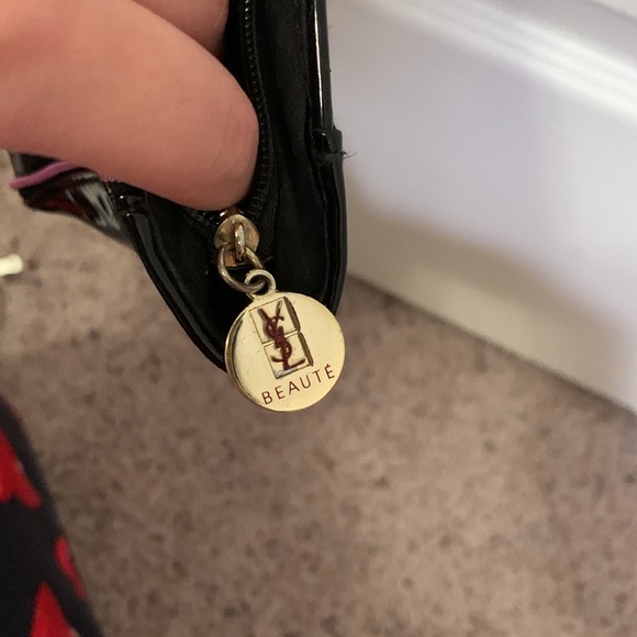 YSL beauty-glossy cosmetic BAG - Picture 4 of 11